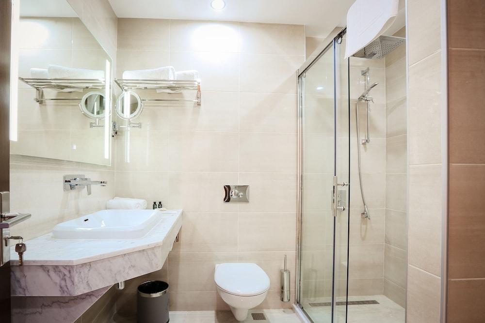 Elisi By Gtm Hotel Tbiliszi Kültér fotó