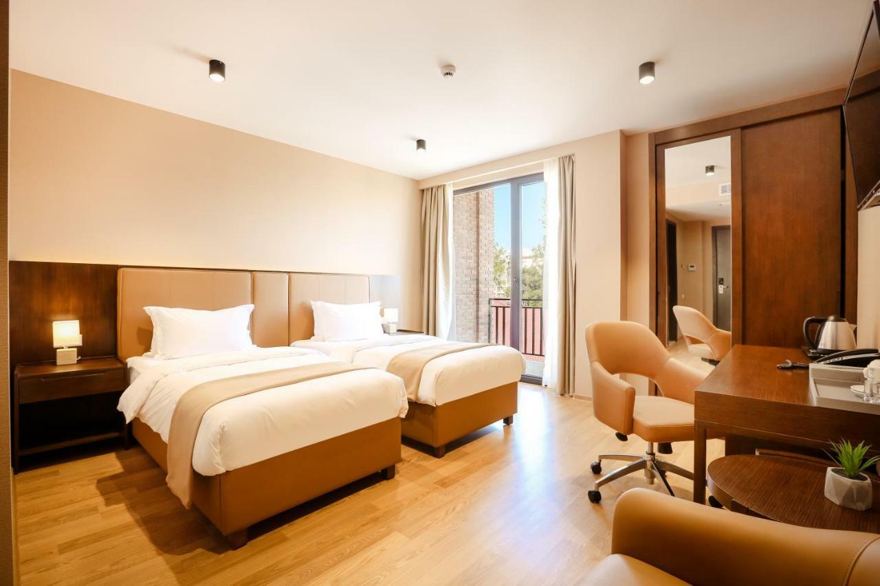 Elisi By Gtm Hotel Tbiliszi Kültér fotó