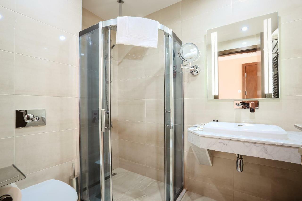 Elisi By Gtm Hotel Tbiliszi Kültér fotó
