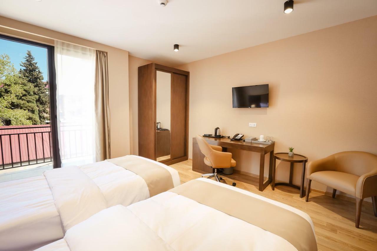 Elisi By Gtm Hotel Tbiliszi Kültér fotó