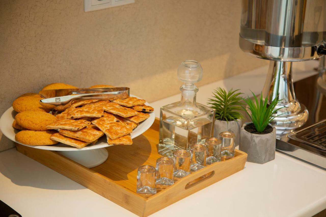 Elisi By Gtm Hotel Tbiliszi Kültér fotó
